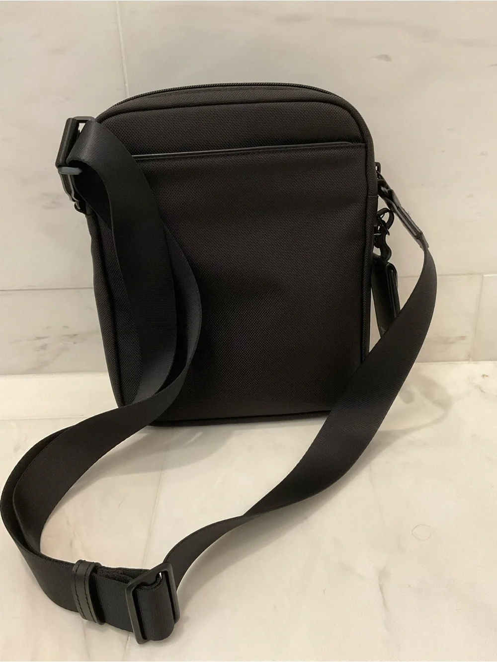 NEW Tumi ALPHA 10.0” MEDIUM FXT Ballistic Nylon Crossbody Bag - BLACK
